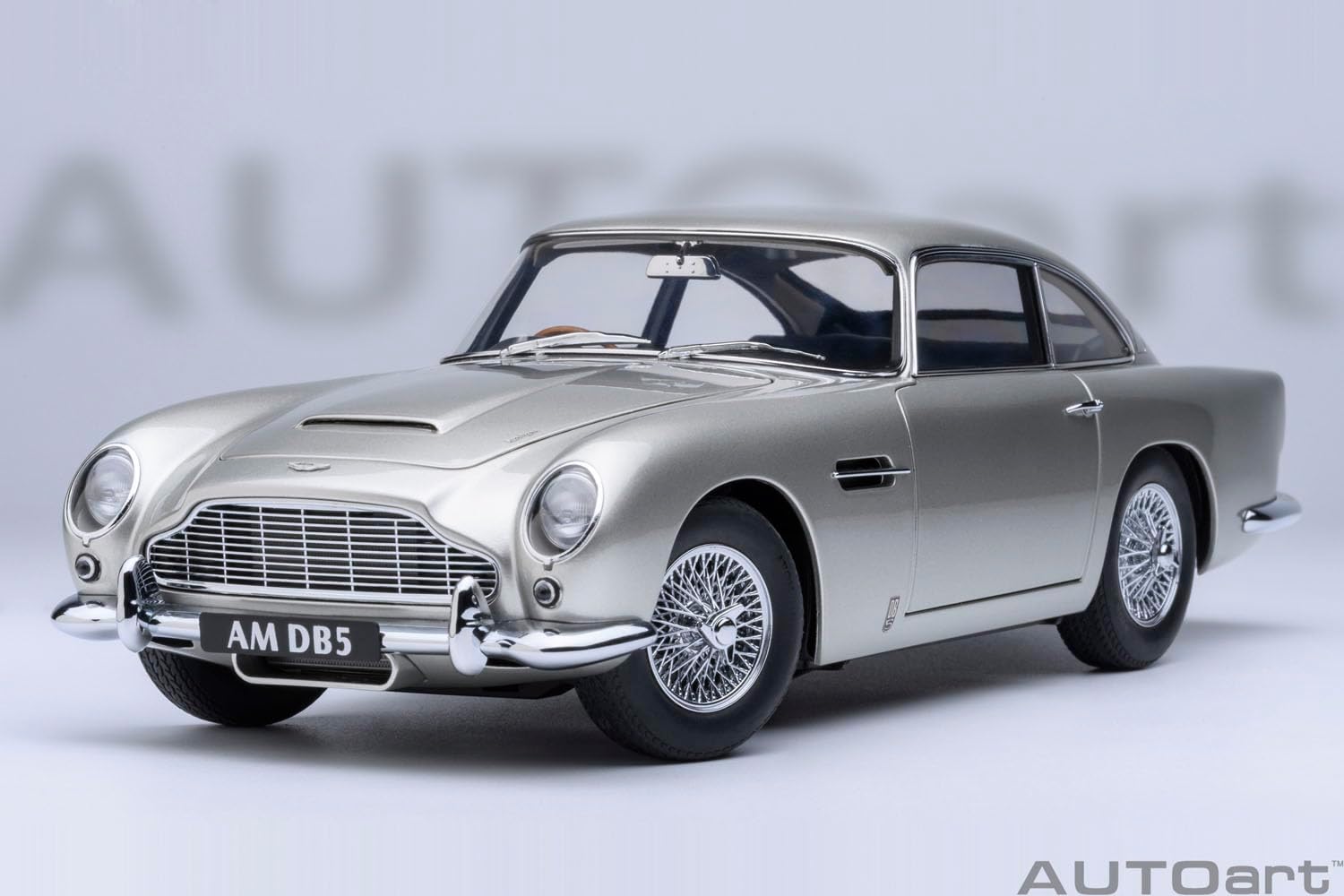 AUTOart 70287 1/18 Aston Martin DB5 Metallic Silver Finished Product