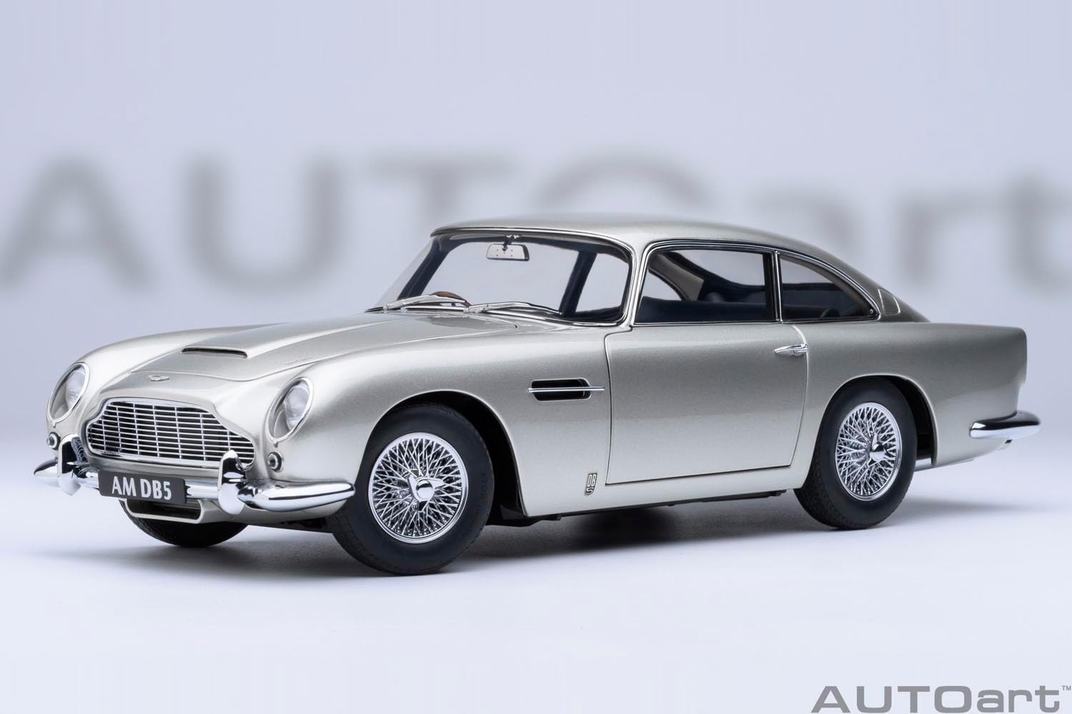 AUTOart 70287 1/18 Aston Martin DB5 Metallic Silver Finished Product