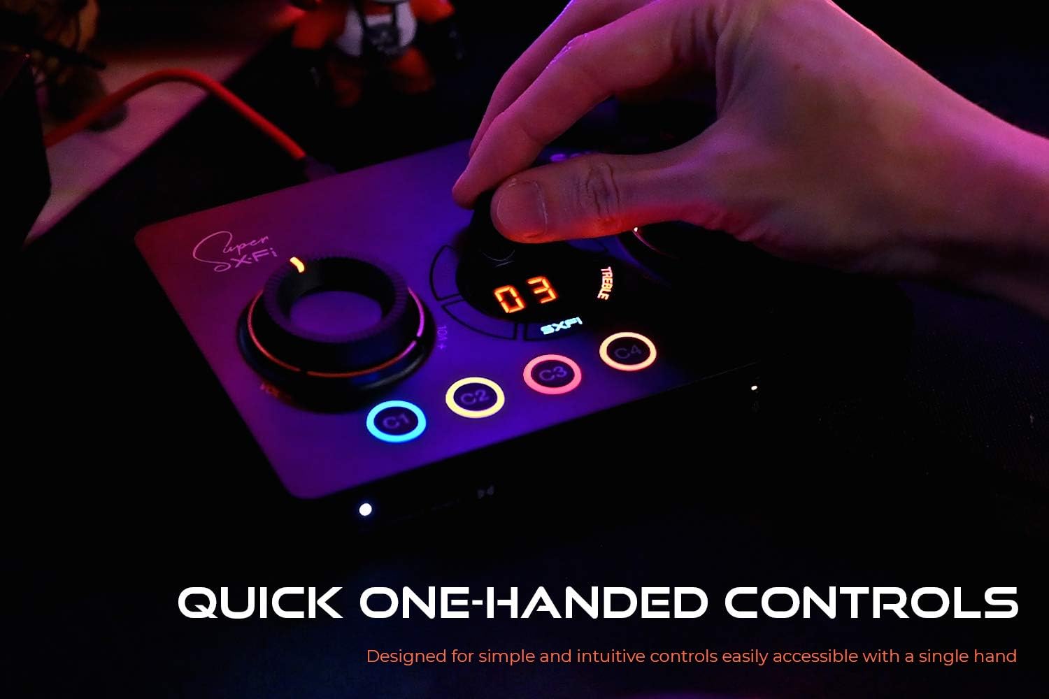 The 7.1 DAC and amp Creative Sound Blaster GC7 for game streaming, BATTLE and Scout Mode, GameVoice Mix, Dolby Audio compatible with PC, PS4/PS5, Nintendo Switch Standard