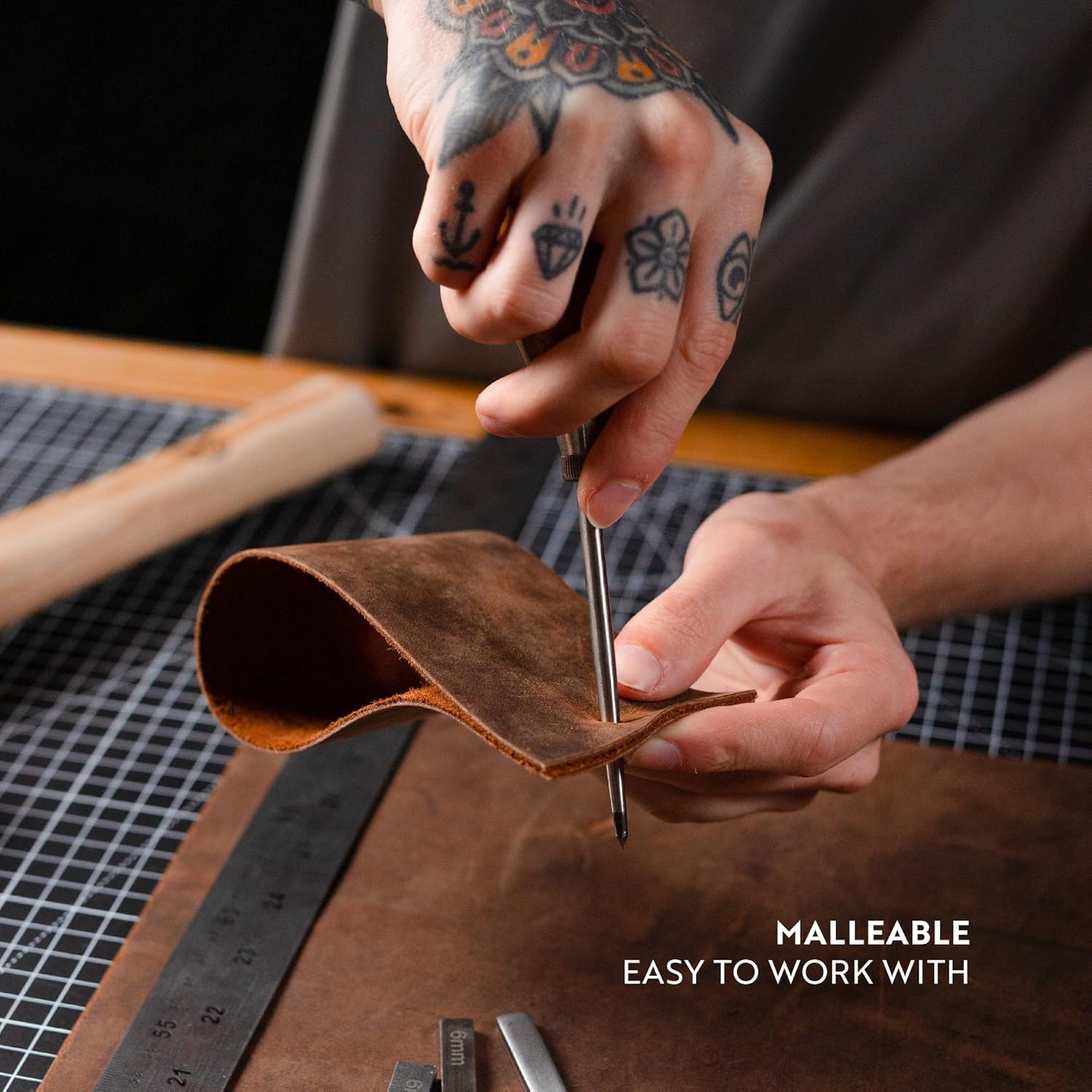 MOONSTER® Genuine Buffalo Leather Scraps for Crafts - for Earrings, Wallets and DIY - Full Grain - for Creative Hobbies - Light Brown (1 Sheet + Leather Cord) Pale Brown 24x12 inches