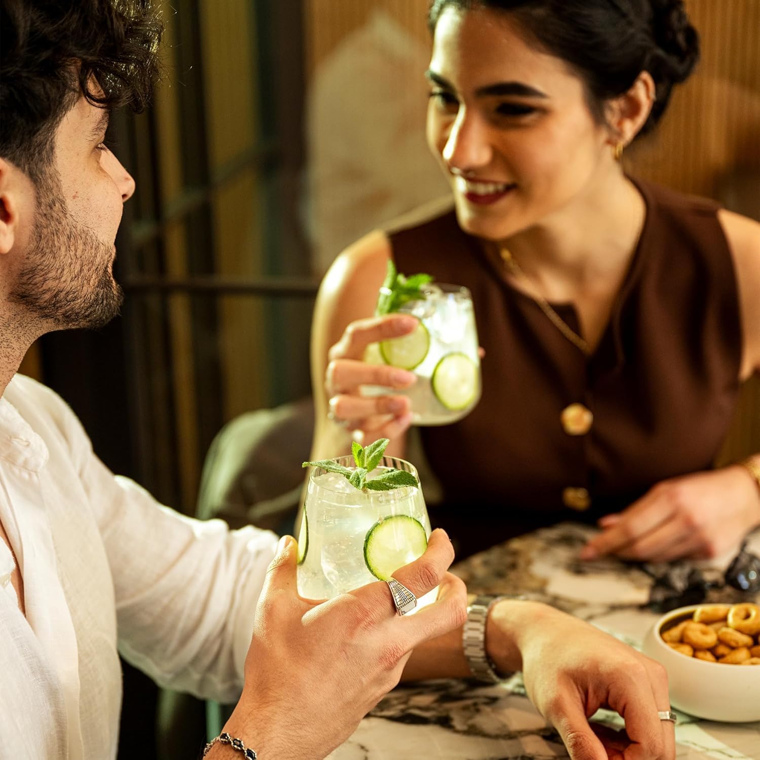 Moskovskaya Premium Vodka - Distilled with natural ingredients - Ideal for cocktails, shots or on the rocks - Produced in Riga, Latvia - 38% Vol - 70cl (700ml / 0.7L)