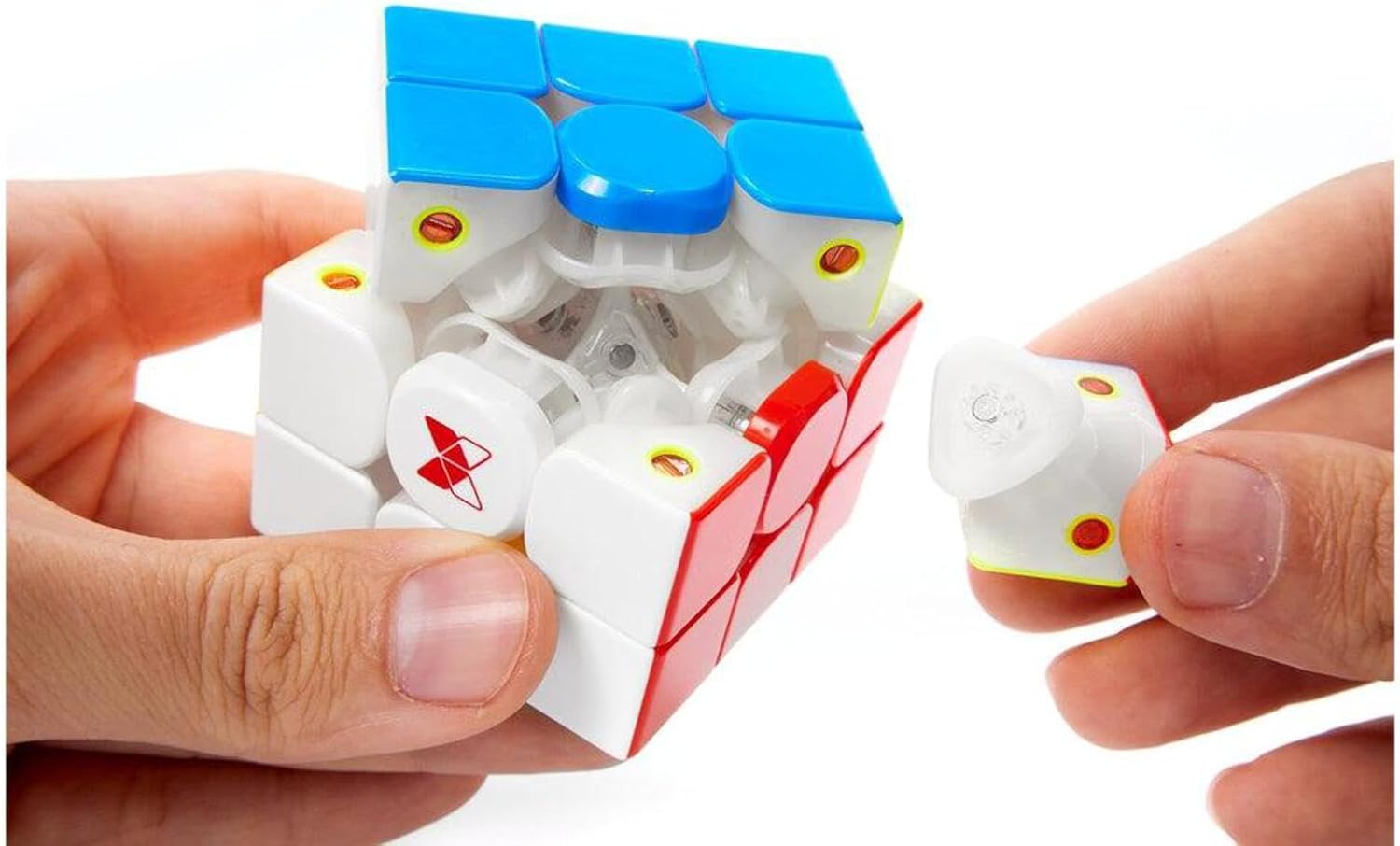 Tornado V3 - Punta (Flagship) | World Record | QY Professional Speed Cube Adjustable | Speed Cube 3x3 with Magnet | Anti-Breaking Core (v2.0)