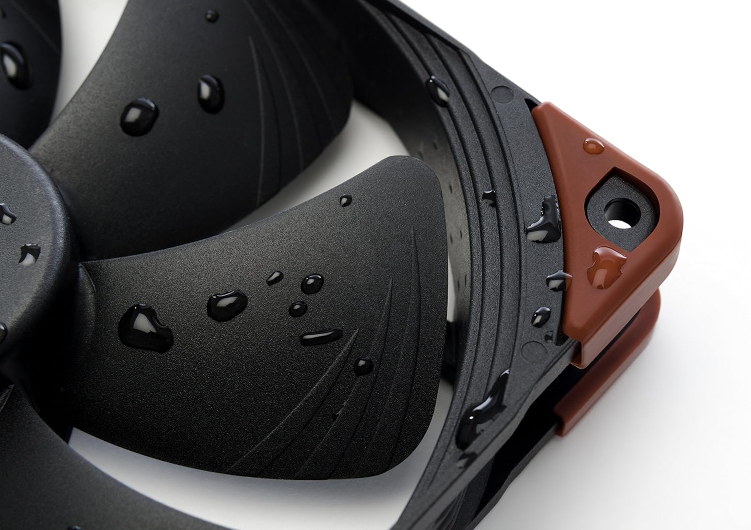 Noctua NF-A14 iPPC-3000 PWM, Heavy Duty Fan, 4-Pin, 3000 RPM (140 mm, Black)